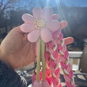 Pink NEW Phone braided chain, can be worn crossbody.